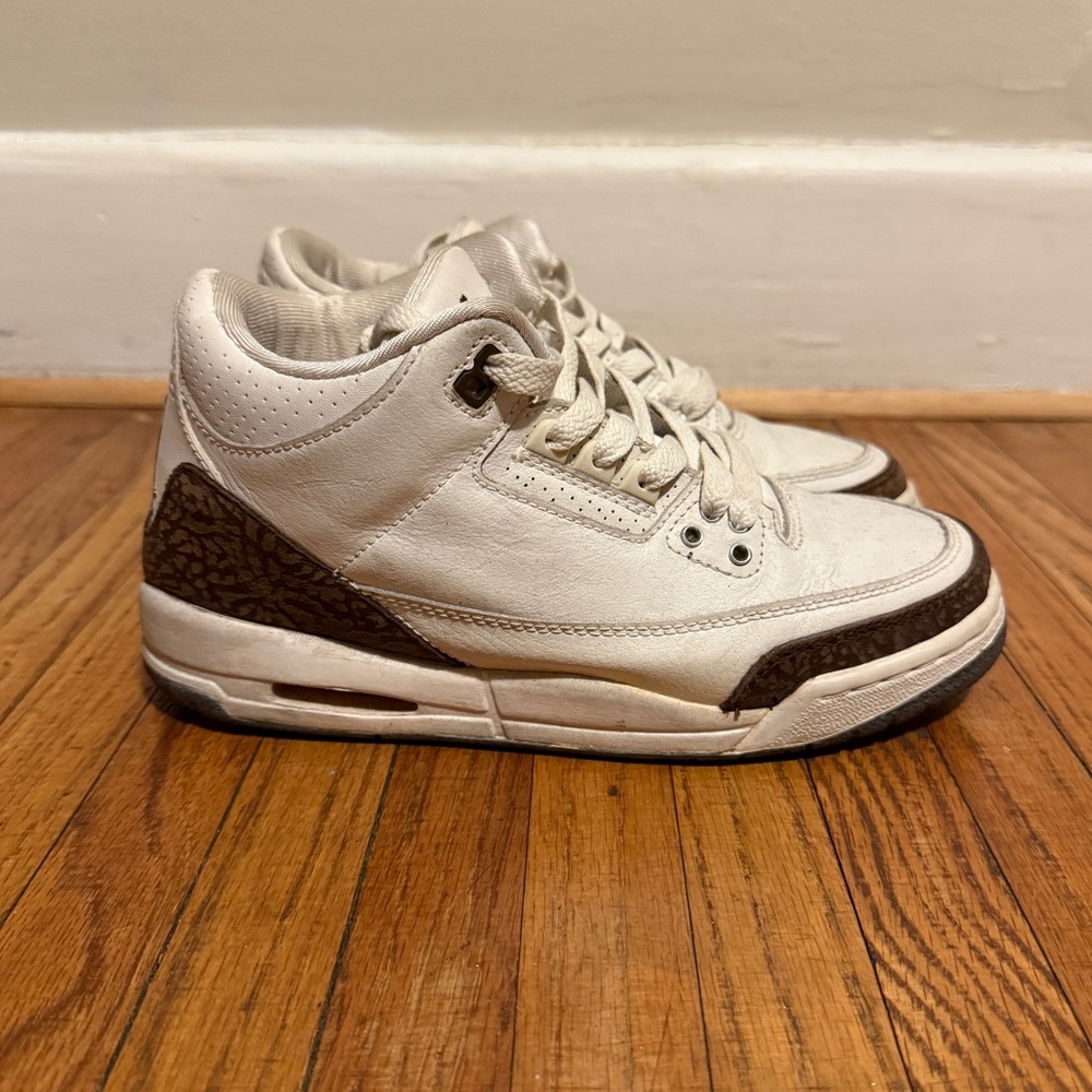 Jordan 3 - Mocha
